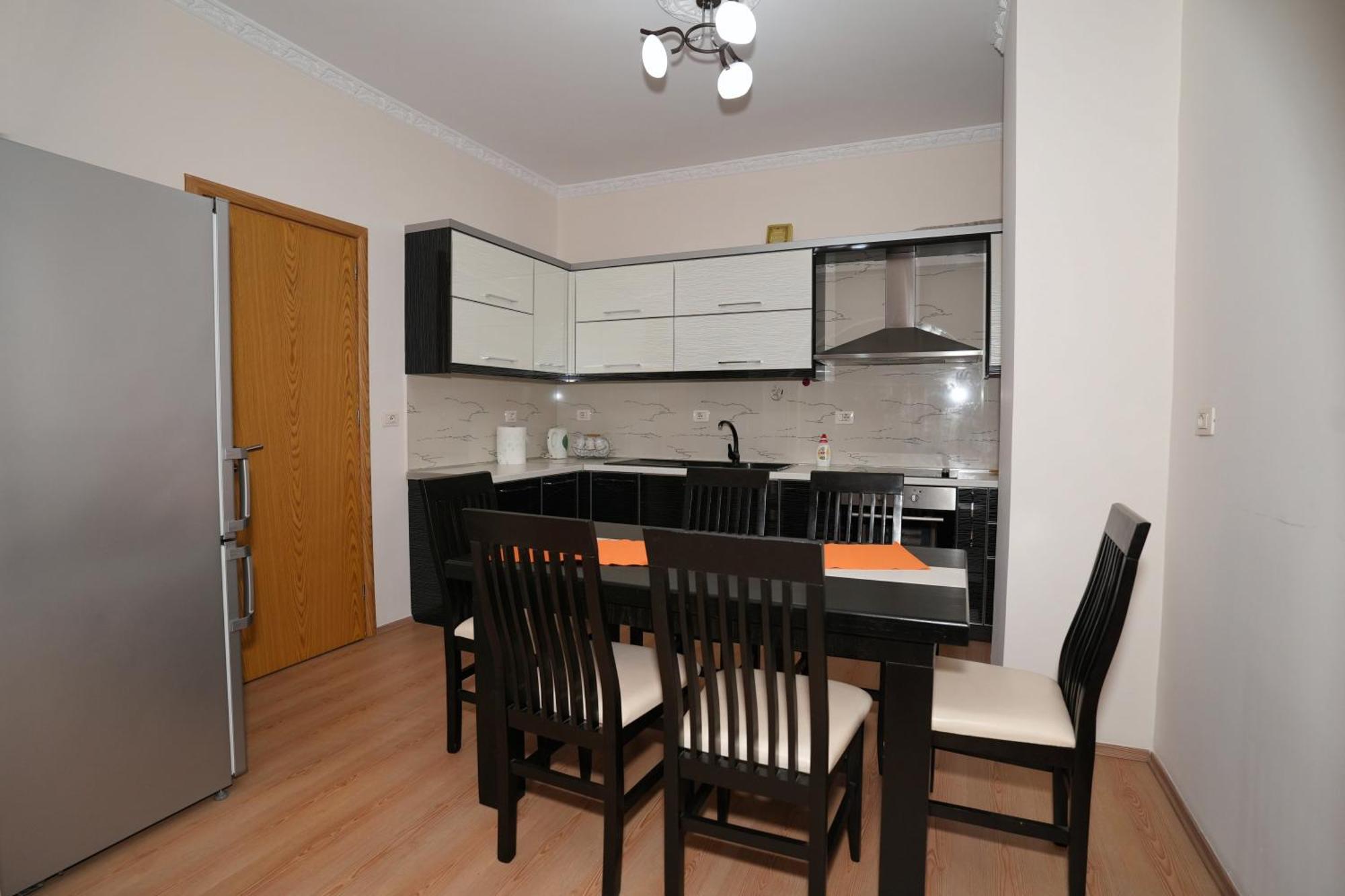 “Apheartment Gjirokastra” Apartment Exterior photo